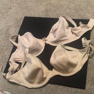 Victoria's Secret Cream Bras Set